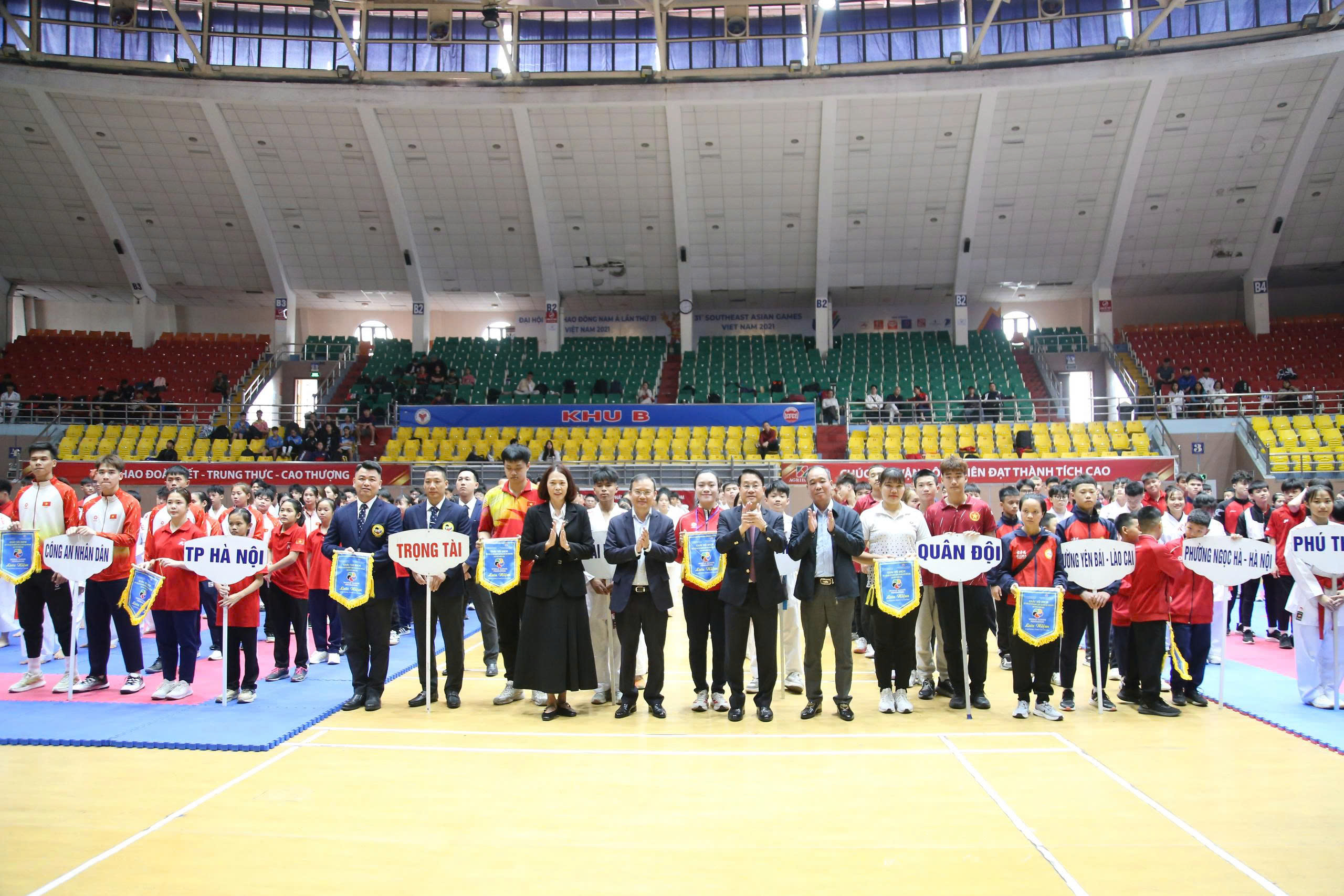 Hơn 500 VĐV tranh tài tại Giải Vô địch các CLB Karate quốc gia khu vực miền Bắc - Ảnh 1.