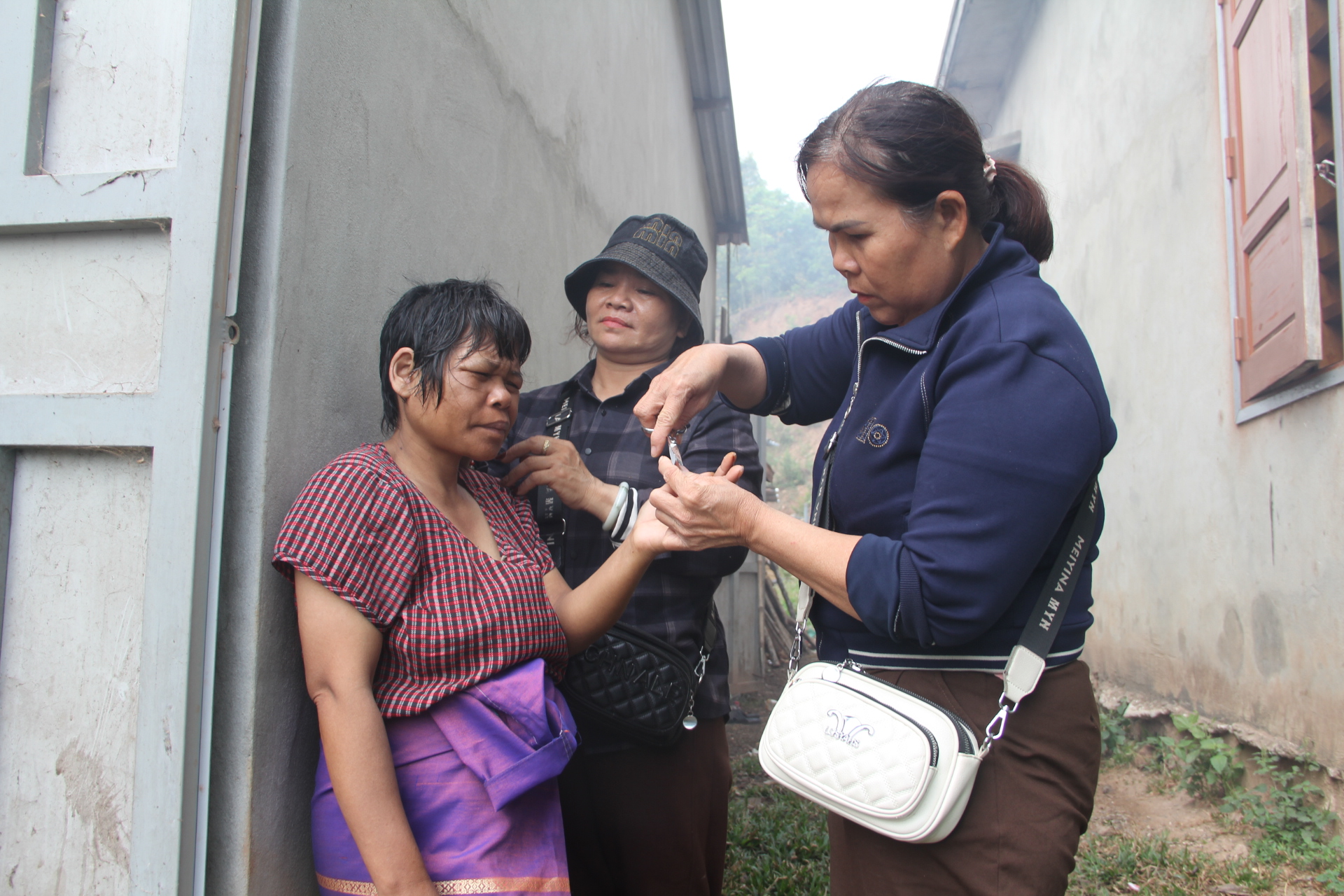 NHỮNG BÓNG HỒNG KIẾN TẠO TƯƠNG LAI (*): Hơn mười năm ấy biết bao là tình... - Ảnh 1.