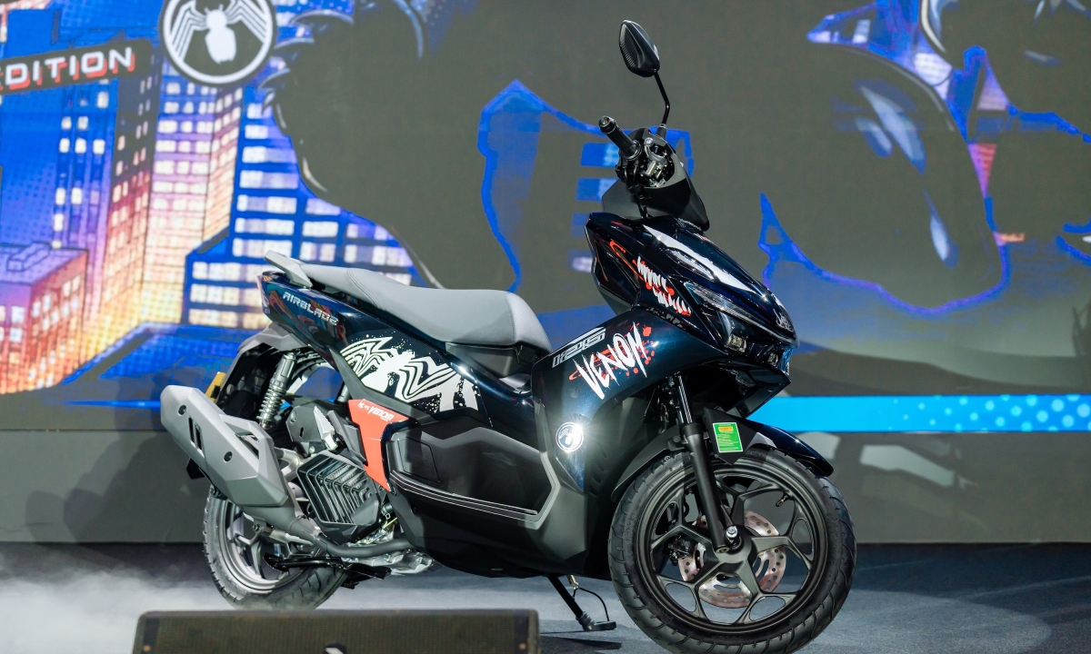 Honda ra mắt Air Blade 125 Marvel, giá hơn 48 triệu đồng 1 Honda ra mat Air Blade 125 Marvel gia hon 48