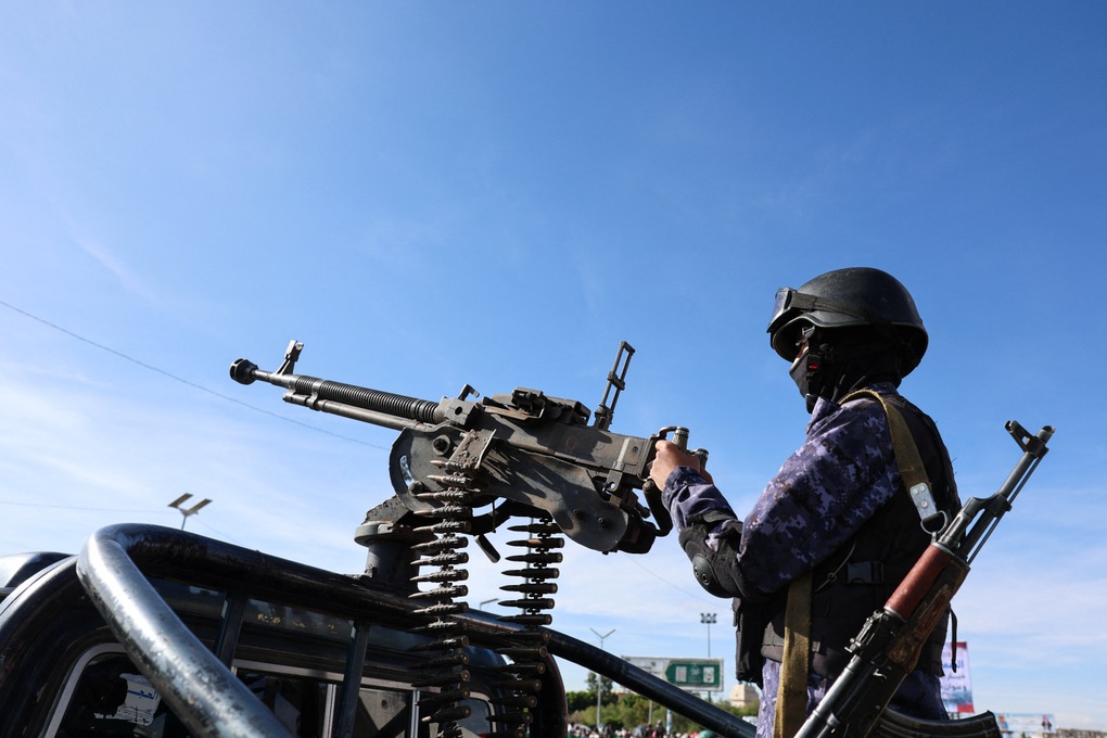 Houthi tham chiến cùng Iran, tấn công dồn dập cơ sở trọng yếu Israel - 1