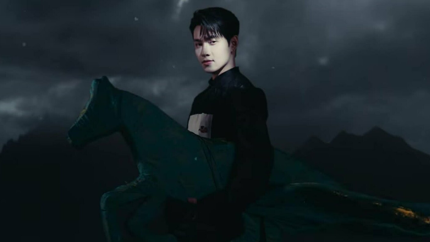 MV "Đẹp mã" của Hùng Huỳnh