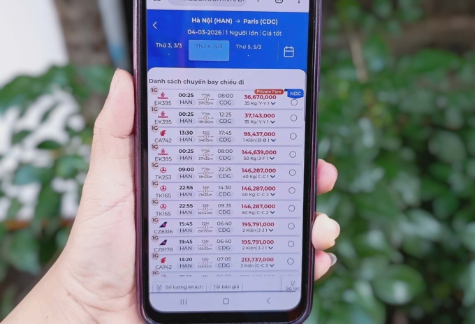 Vietnam Airlines cháy vé chặng Hà Nội - Frankfurt, trong khi các hãng ngoại khác chỉ còn hạng thương gia. Ảnh: Thi Hà