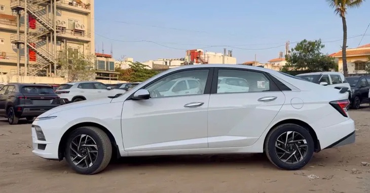 Hyundai Accent 2026 có chi tiết như xe sang, Toyota Vios, Honda City khó lòng ngồi yên 4 Hyundai Accent - Ảnh 4.