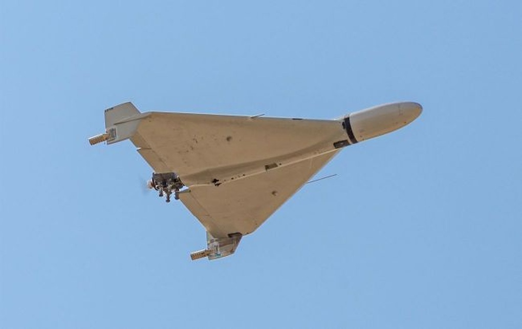 Iran hé lộ vũ khí giá rẻ phá hủy máy bay mắt thần 500 triệu USD của Mỹ - 1