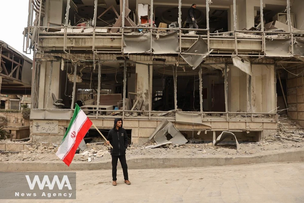 Một bệnh viện ở Iran trúng không kích ngày 3-3. Ảnh: WANA iran-tan-cong-mien-bac-iraq-ong-trump-that-vong-voi-anh-nhan-iran-da-qua-muon-de-dam-phan.jpg