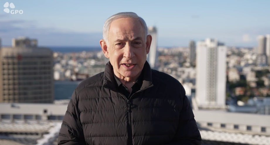 Iran tấn công tàu sân bay Mỹ, vừa xuyên thủng 'vòm sắt' khiến 10 người Israel thiệt mạng 1 Iran - Ảnh 2.