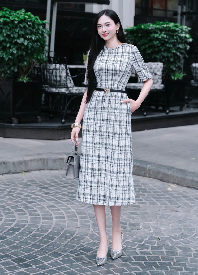 Chọn trang phục họa tiết kẻ: Ít mà chất, đơn giản nhưng nổi bật- Ảnh 8.