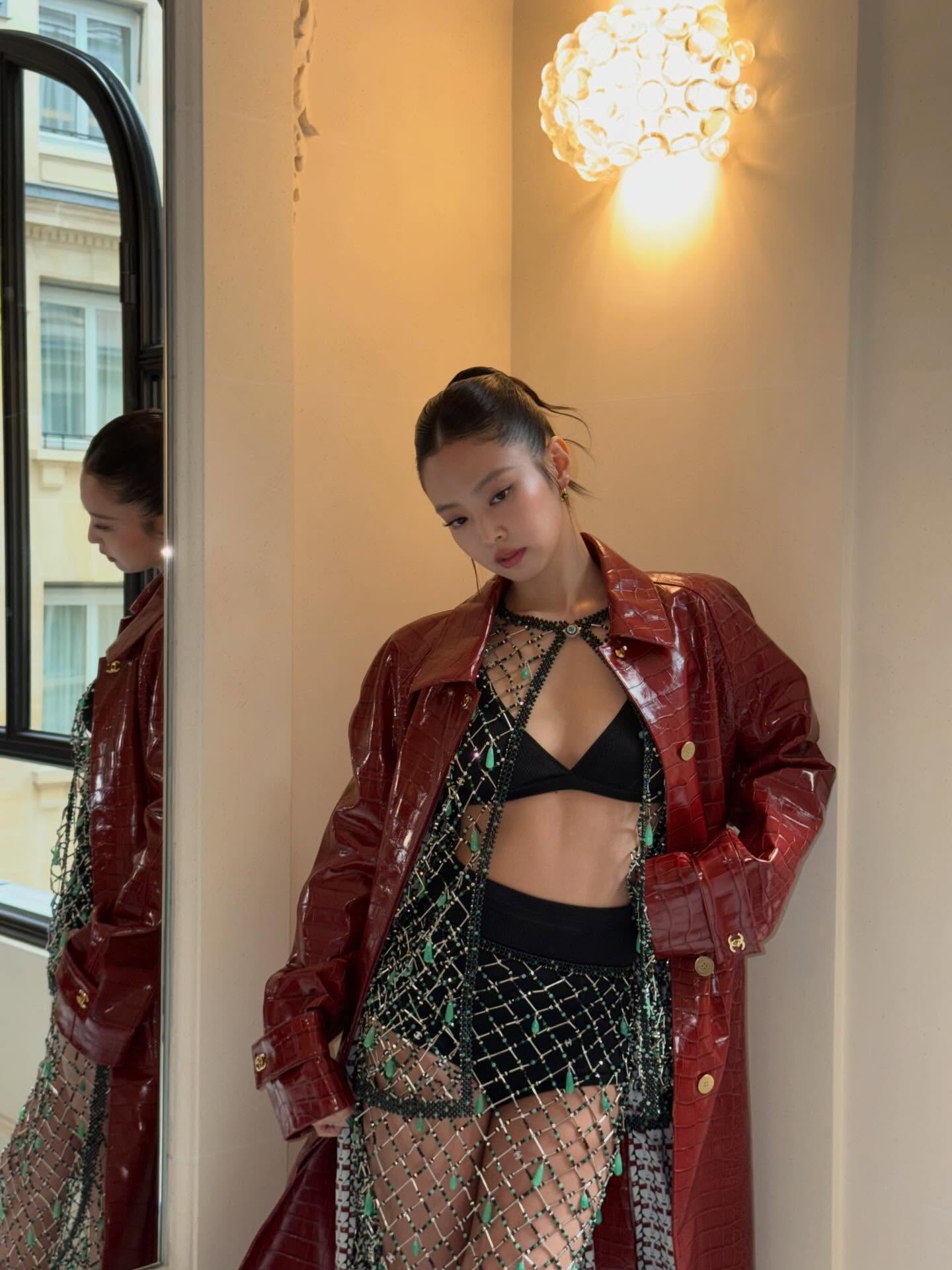 Jennie hở bạo, nhảy nóng mắt mà không ai nói được gì!- Ảnh 1.