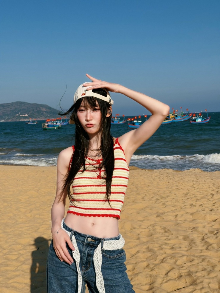 Juky San xin lỗi sau ồn ào chụp ảnh bikini tại Giếng Tiên 3 Juky San xin lỗi sau ồn ào chụp ảnh bikini tại Giếng Tiên - 2