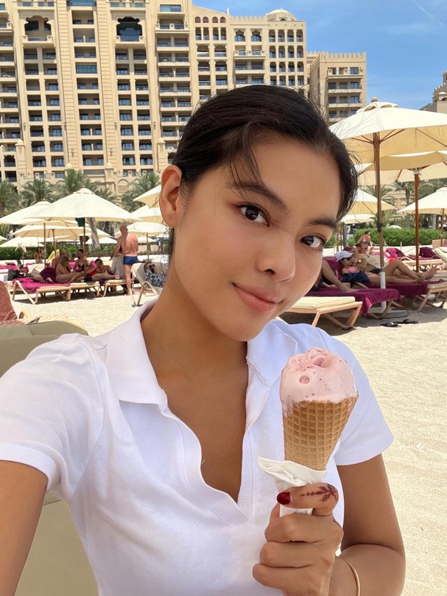 Khách Việt chia sẻ hình ảnh khách sạn 5 sao ở Dubai trước khi bị trúng tên lửa- Ảnh 1.