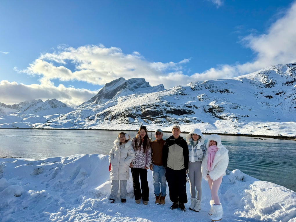 Khách Việt thuê xe du lịch Bắc Âu, bị phạt 50 triệu đồng vì... một vết xước - 1