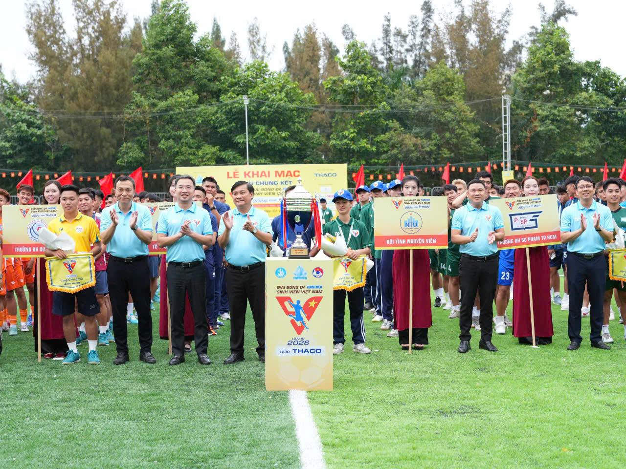 Khai mạc VCK giải bóng đá Thanh Niên sinh viên Việt Nam lần IV - 2026 cúp THACO- Ảnh 1.