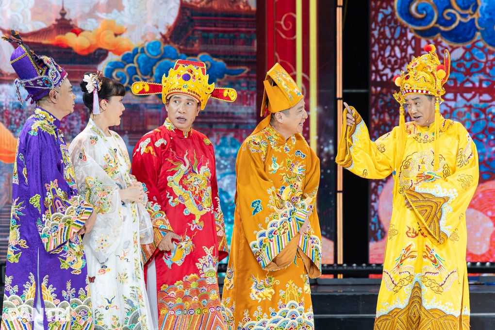 Khán giả hào hứng đón Táo quân như Tết, nhưng chưa đã vì thời lượng ngắn - 1