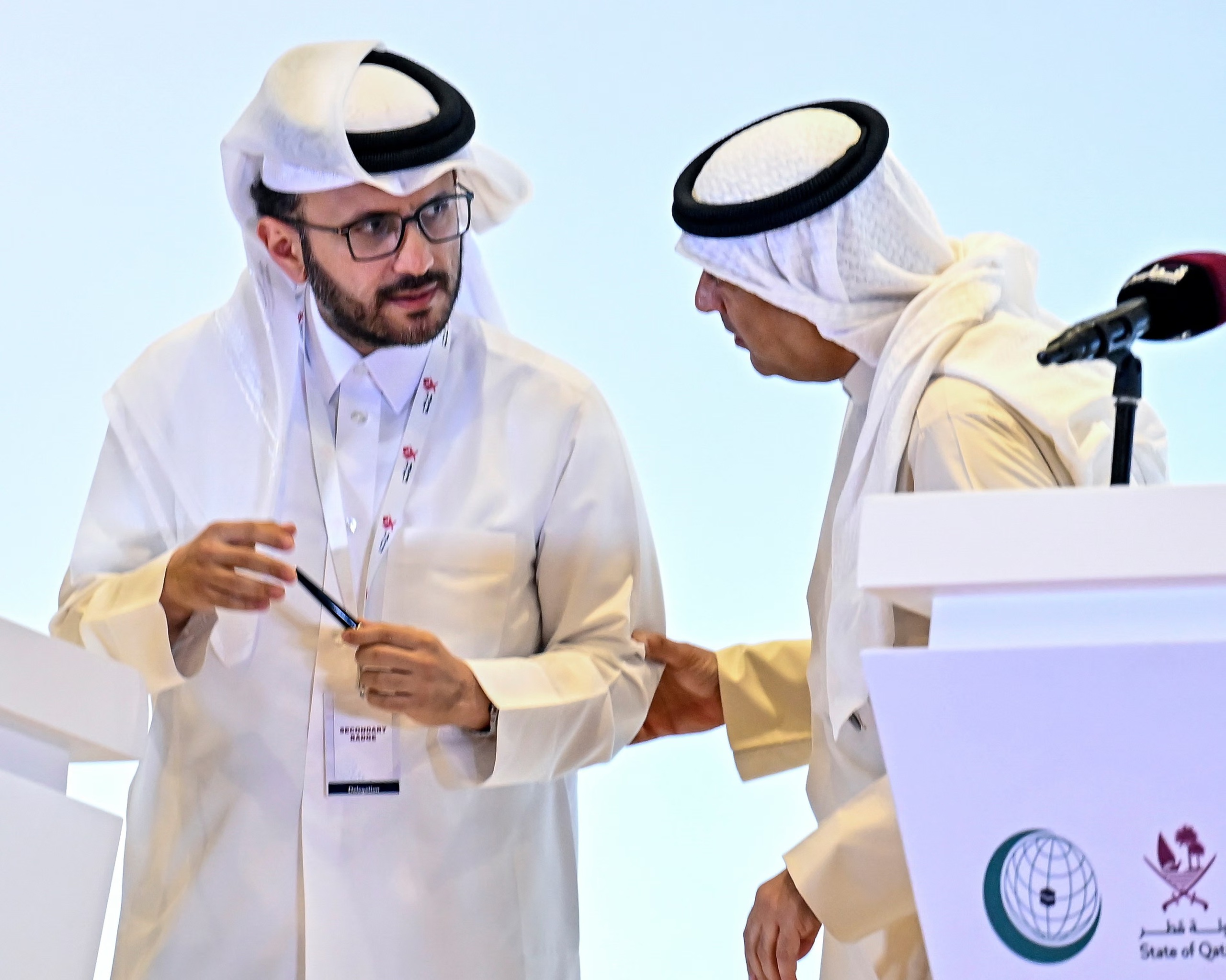 Tại sao vùng Vịnh quay lưng với nỗ lực ngoại giao của ông Donald Trump? - Ảnh 1.