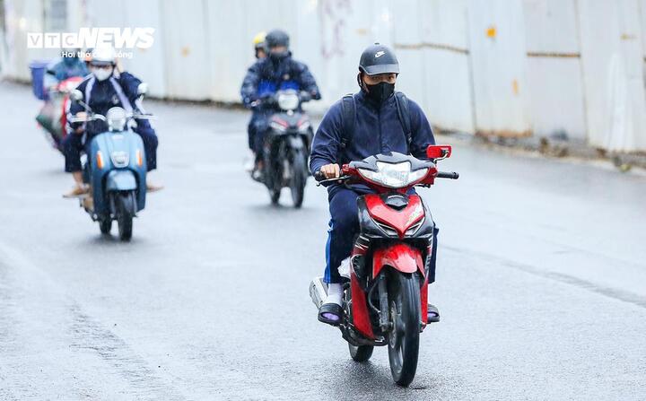 Dự báo thời tiết ngày 9/3: Không khí lạnh tràn về, hai miền Bắc và Trung mưa lớn- Ảnh 1.