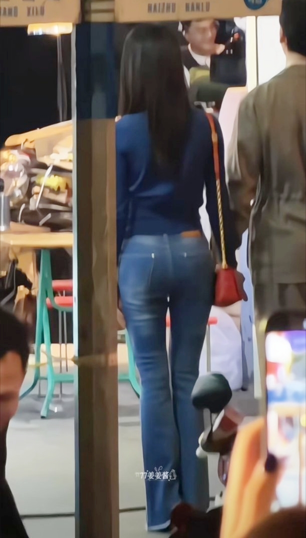 Không thể chê nổi mỹ nhân có thân hình vuốt ve thị giác: Visual xô đổ mọi chuẩn mực, ngắm xong chả muốn yêu ai- Ảnh 1.