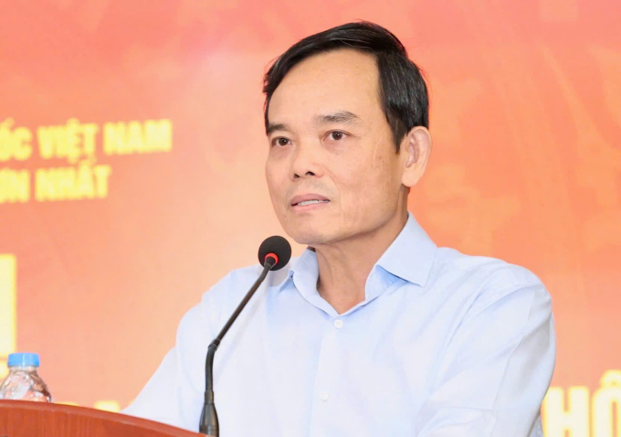 Bí thư Trần Lưu Quang tại buổi tiếp xúc cử tri sáng 10/3. Ảnh: An Phương