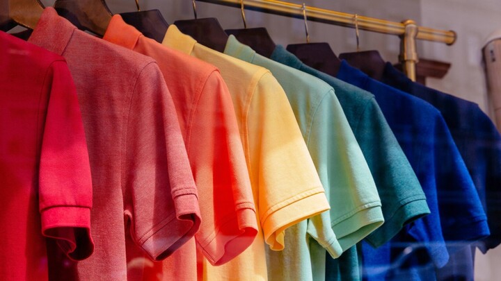 Kinh ngạc công nghệ biến khí thải CO2 thành quần áo thời trang- Ảnh 1.