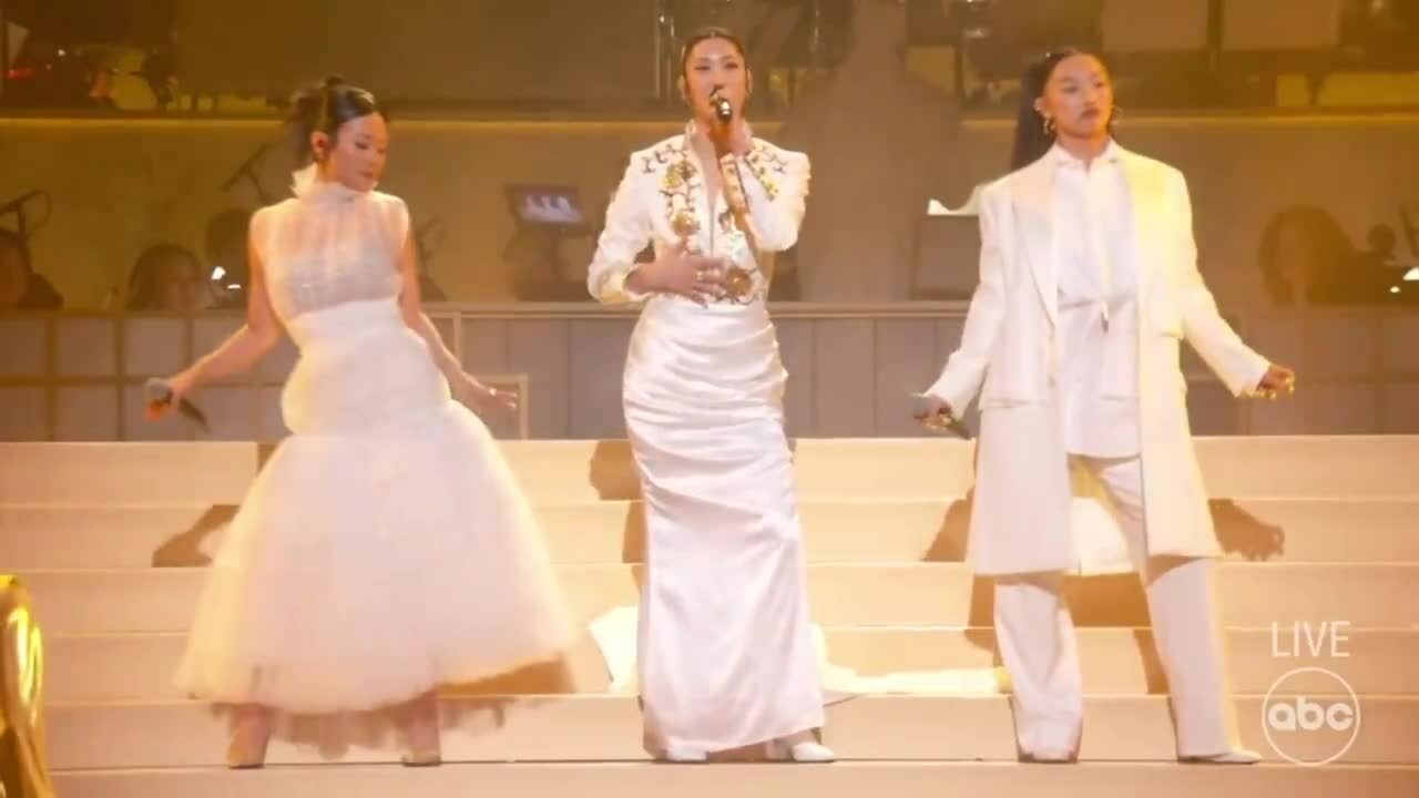 Màn trình diễn "Golden" tại Oscar 2026