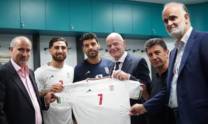 Chủ tịch FIFA Gianni Infantino trong một chuyến thăm tới Iran. Ảnh: Instagram/teammellifootball