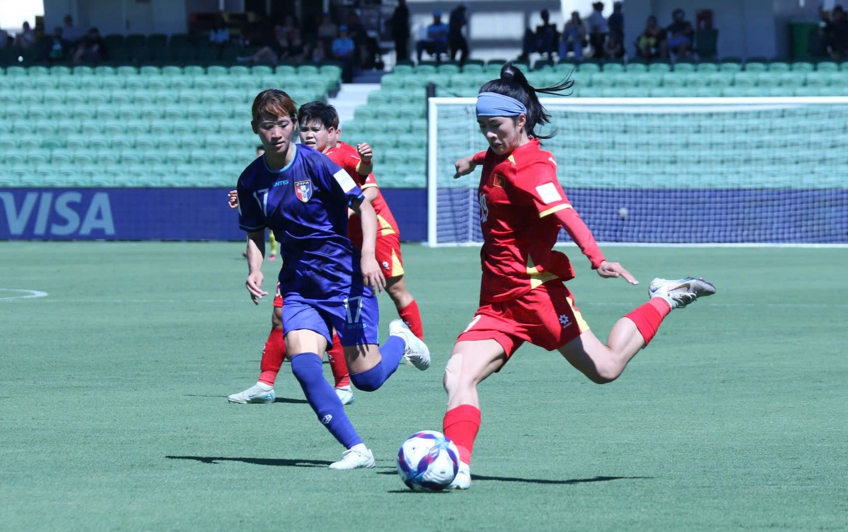 Đội tuyển nữ Việt Nam - Nhật Bản: Lách cửa hẹp vào tứ kết - Ảnh 1.