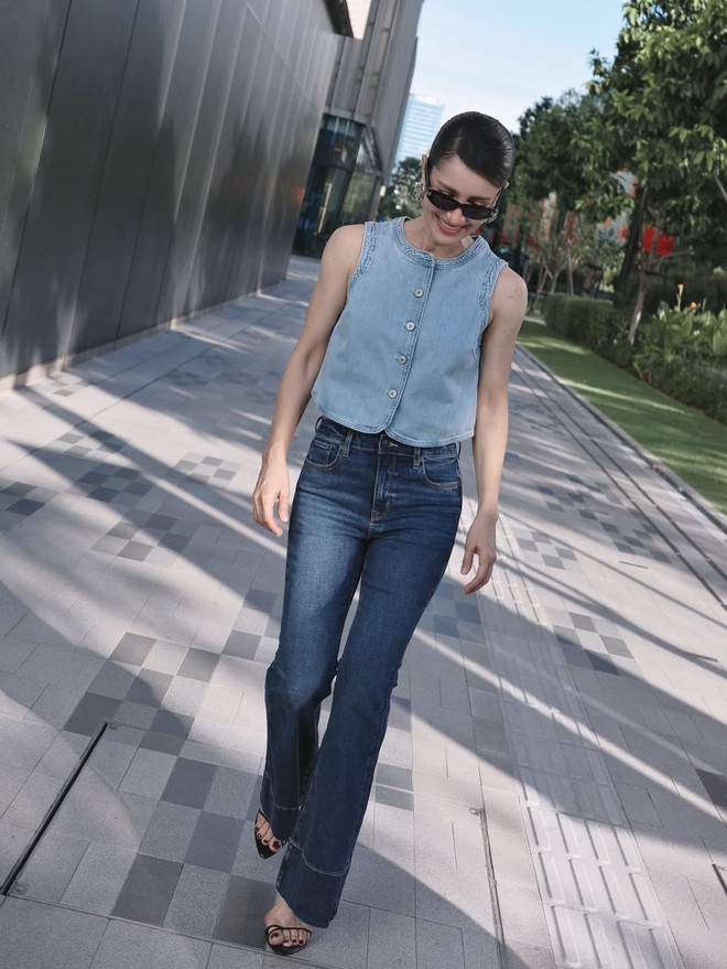 Làm mới phong cách mỗi ngày bằng những thiết kế denim cá tính- Ảnh 1. Làm mới phong cách mỗi ngày bằng những thiết kế denim cá tính- Ảnh 1.