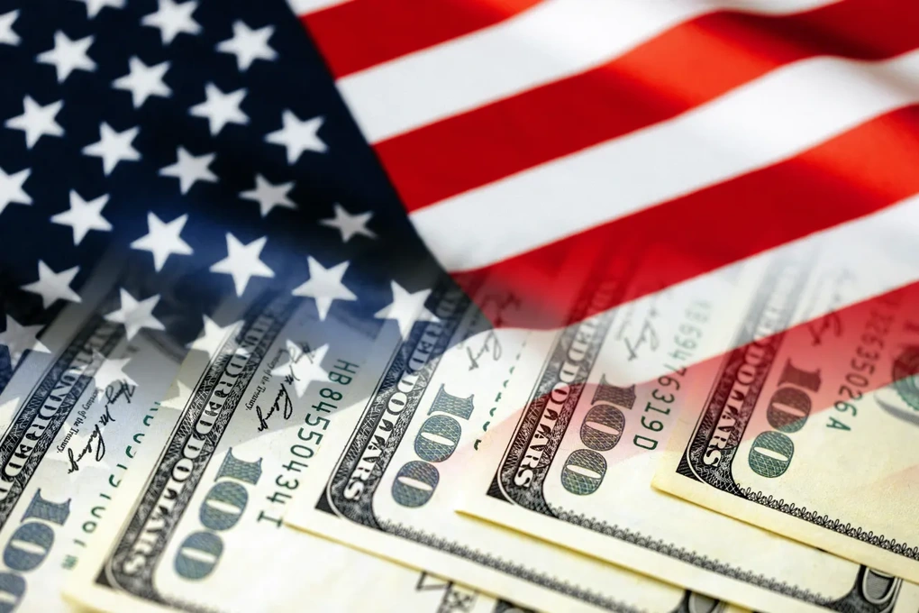 Lạm phát Mỹ 2,4% trong tháng 2, Fed đối mặt rủi ro dầu Iran - 1