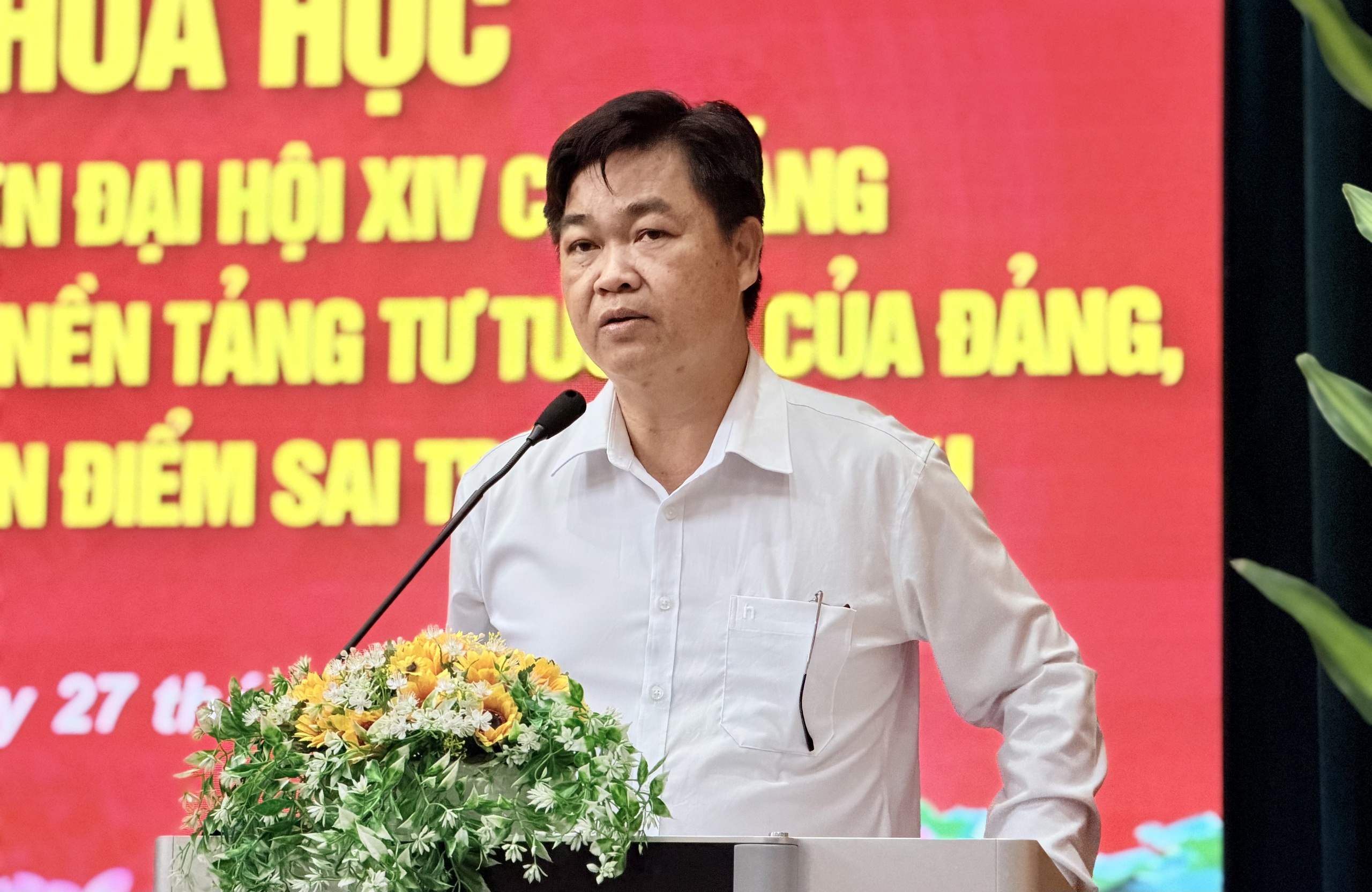 Làm rõ điểm mới văn kiện Đại hội XIV, bảo vệ nền tảng tư tưởng của Đảng- Ảnh 1.