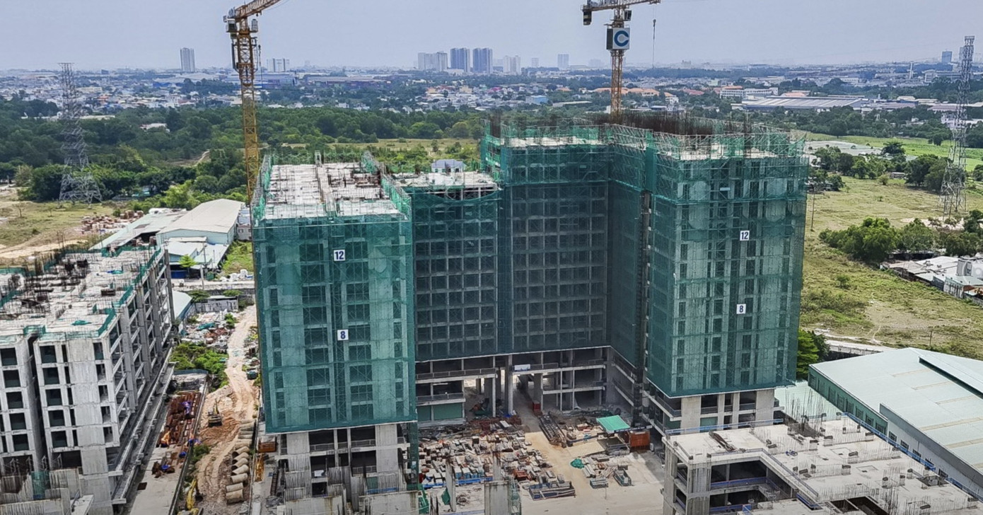 Làm sao người thu nhập thấp mua nhà khi lãi suất tăng cao?- Ảnh 2.