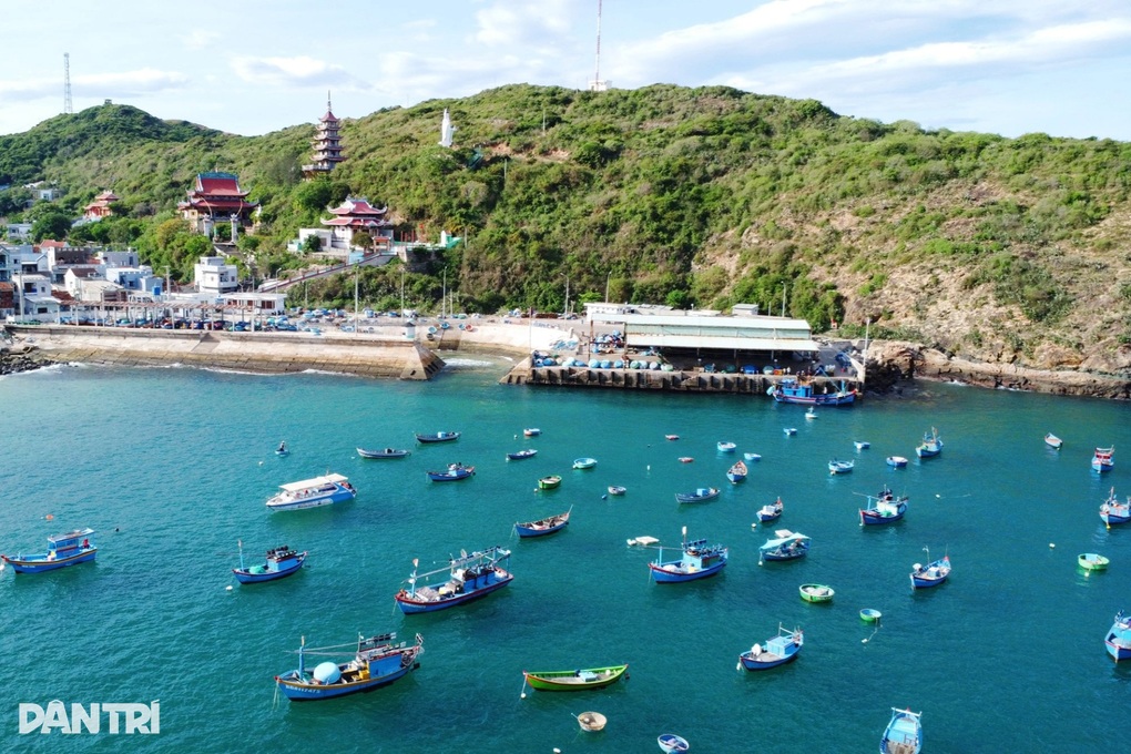 Làng chài cổ hướng cảng cá thành điểm đến du lịch độc đáo - 1