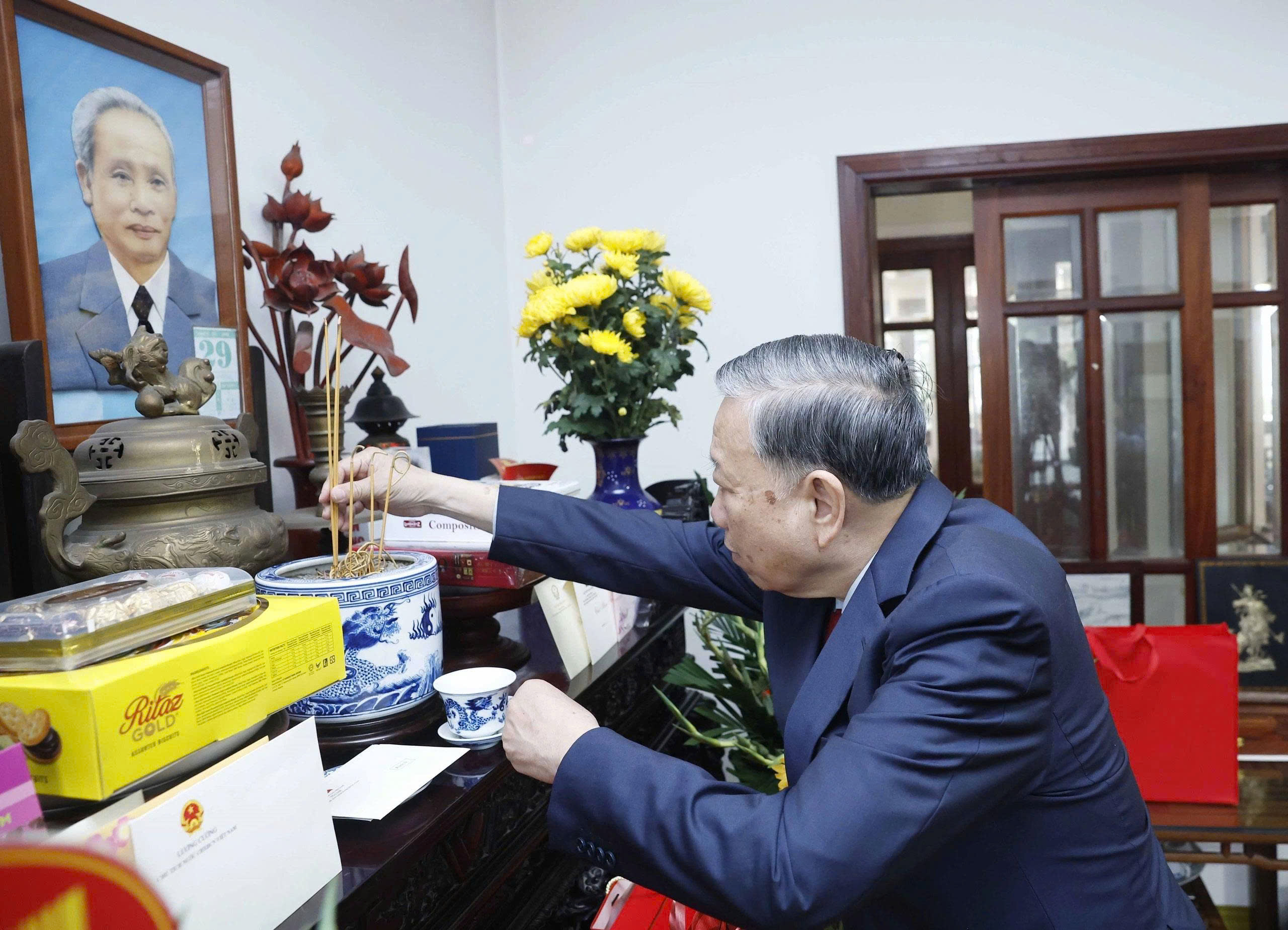 120 năm ngày sinh Thủ tướng Phạm Văn Đồng: Làng tôi có một vị thủ tướng- Ảnh 1. 120 năm ngày sinh Thủ tướng Phạm Văn Đồng: Làng tôi có một vị thủ tướng- Ảnh 1.