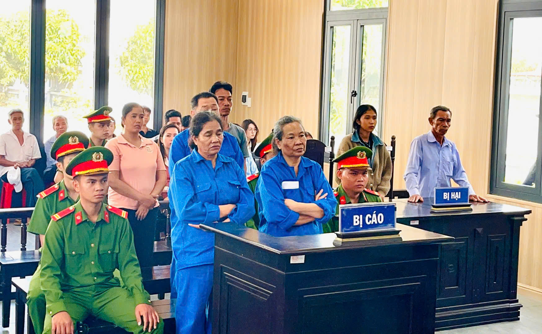 Lãnh án vì mua bán người dưới 16 tuổi qua biên giới - Ảnh 1.