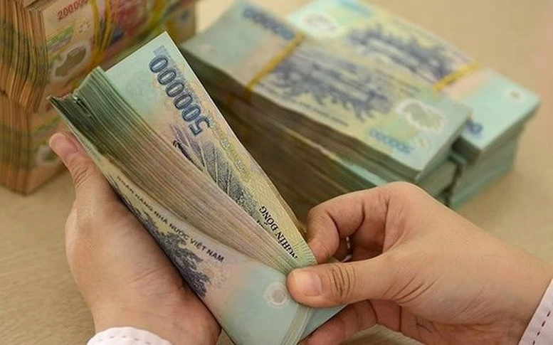 Các bị cáo lập hồ sơ khống để lừa tiền ngân hàng. Ảnh: Minh họa ngân hàng.jpg