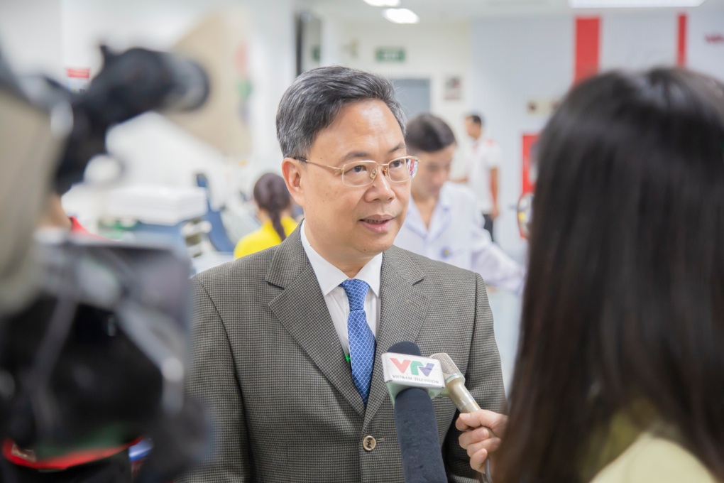 Lễ hội Xuân hồng tiếp nhận hơn 5.000 đơn vị máu trong 5 ngày - 1