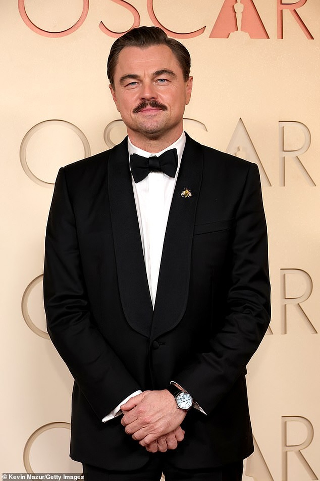 Leonardo DiCaprio phá “quy tắc” khi đưa bạn gái kém 24 tuổi dự Oscar - 1