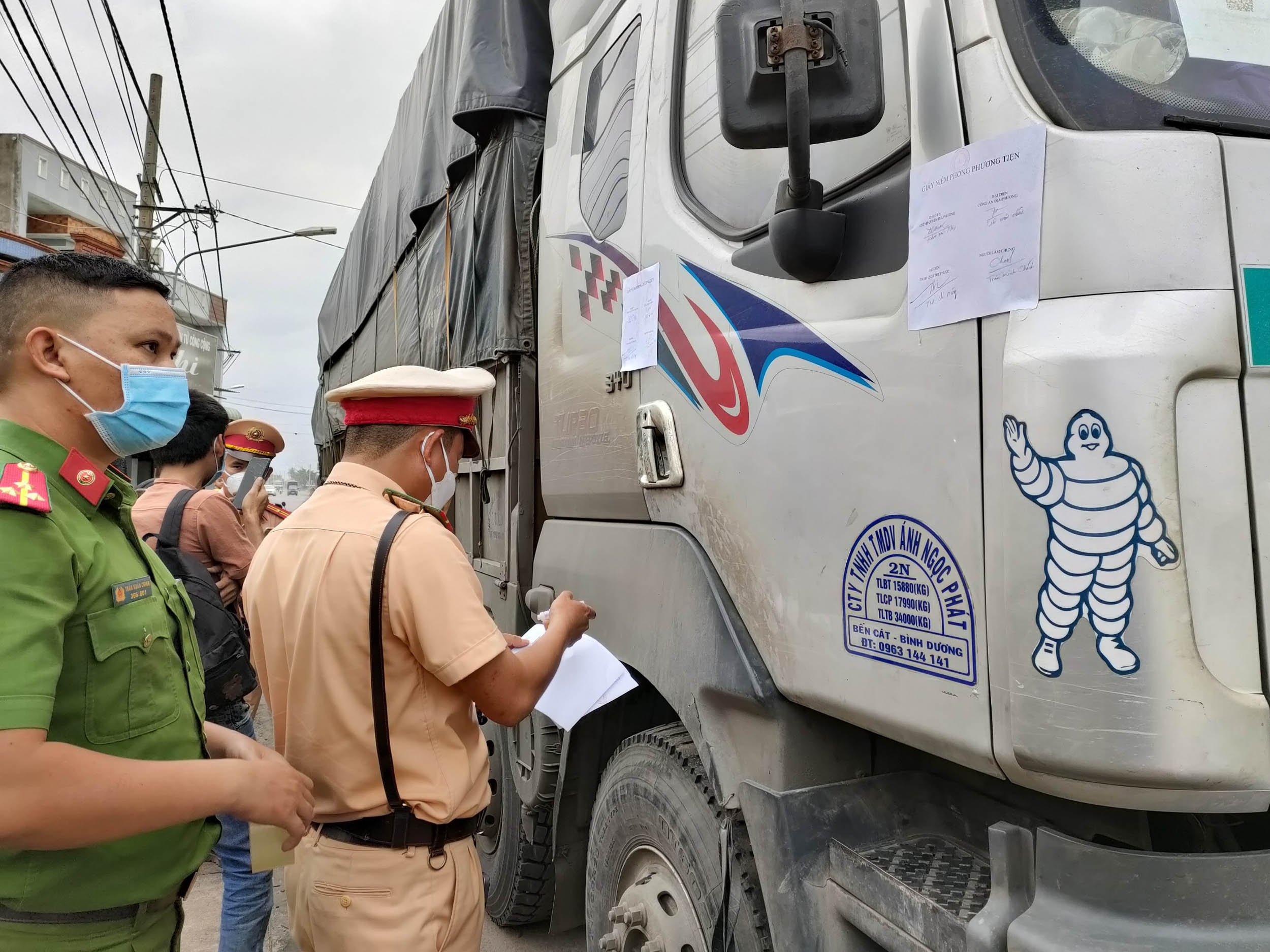 Lỗi vi phạm nào trên cao tốc CSGT sẽ niêm phong ô tô? - Ảnh 1.