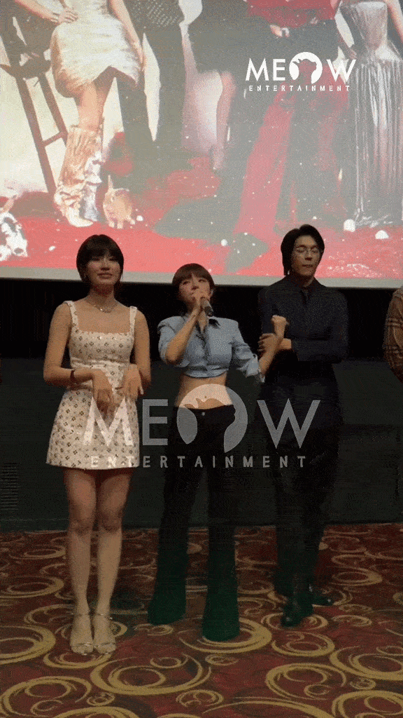 Vbiz có 1 mỹ nhân cứ cầm mic là Trấn Thành phải chặn lời, xinh đẹp hơn hoa nhưng nói chuyện không ai hiểu nổi- Ảnh 1.