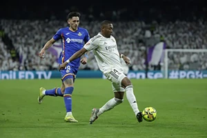 Real Madrid rao bán 6 siêu sao