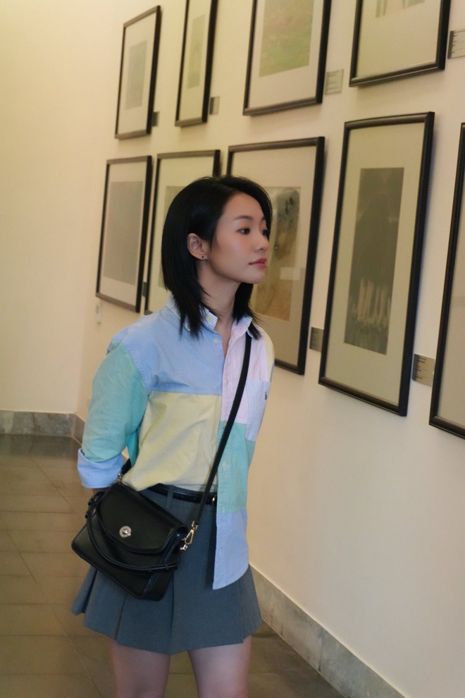 Mac dep quen sau dung o dau cung phat sang