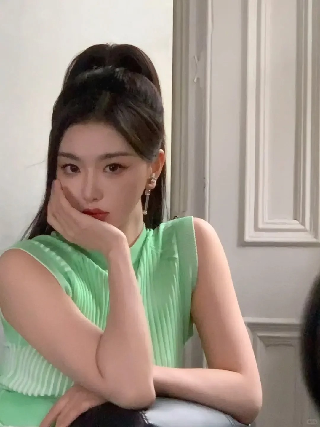 Top 3 con giáp nên mặc nhiều màu xanh lá trong tháng 2 Âm lịch: Mặc đúng màu, hút tài lộc không ngờ- Ảnh 2.