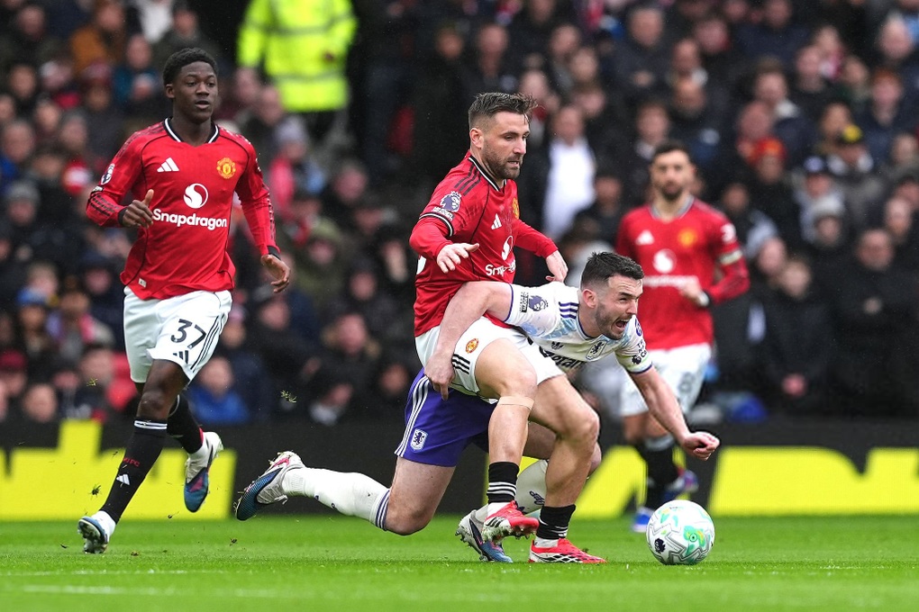 Man Utd hạ gục Aston Villa, xây chắc vị trí dự Champions League - 1