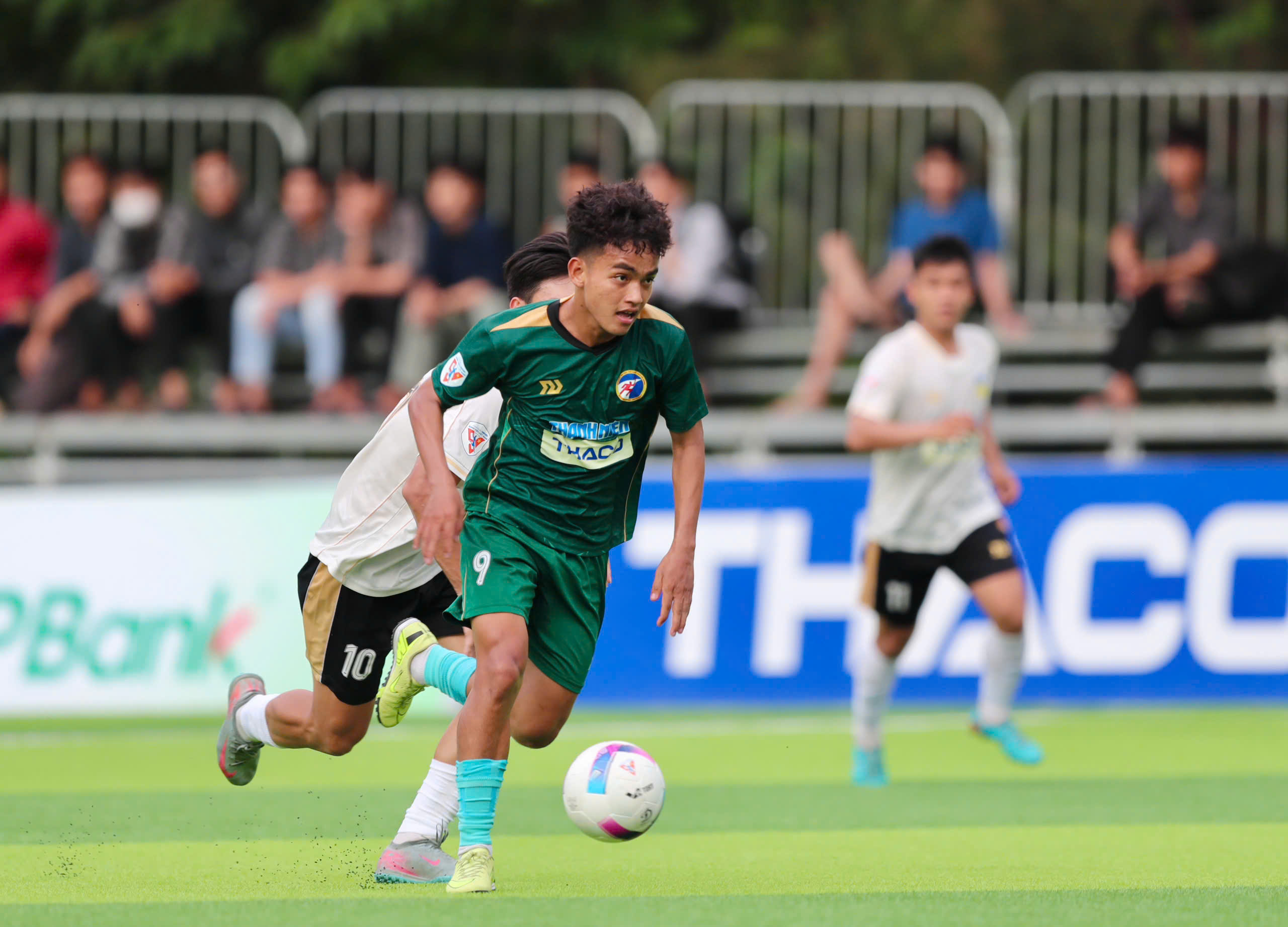 Tiền đạo của đội bóng sông Hàn: Mất ngủ vì lỡ hẹn vô địch, quyết đòi nợ- Ảnh 1.