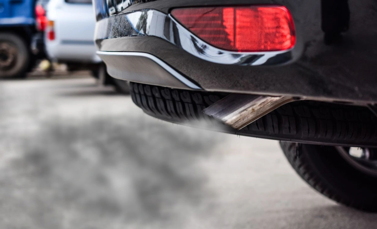 Màu khói từ ống xả ô tô, xe máy báo hiệu điều gì? - Ảnh 4.