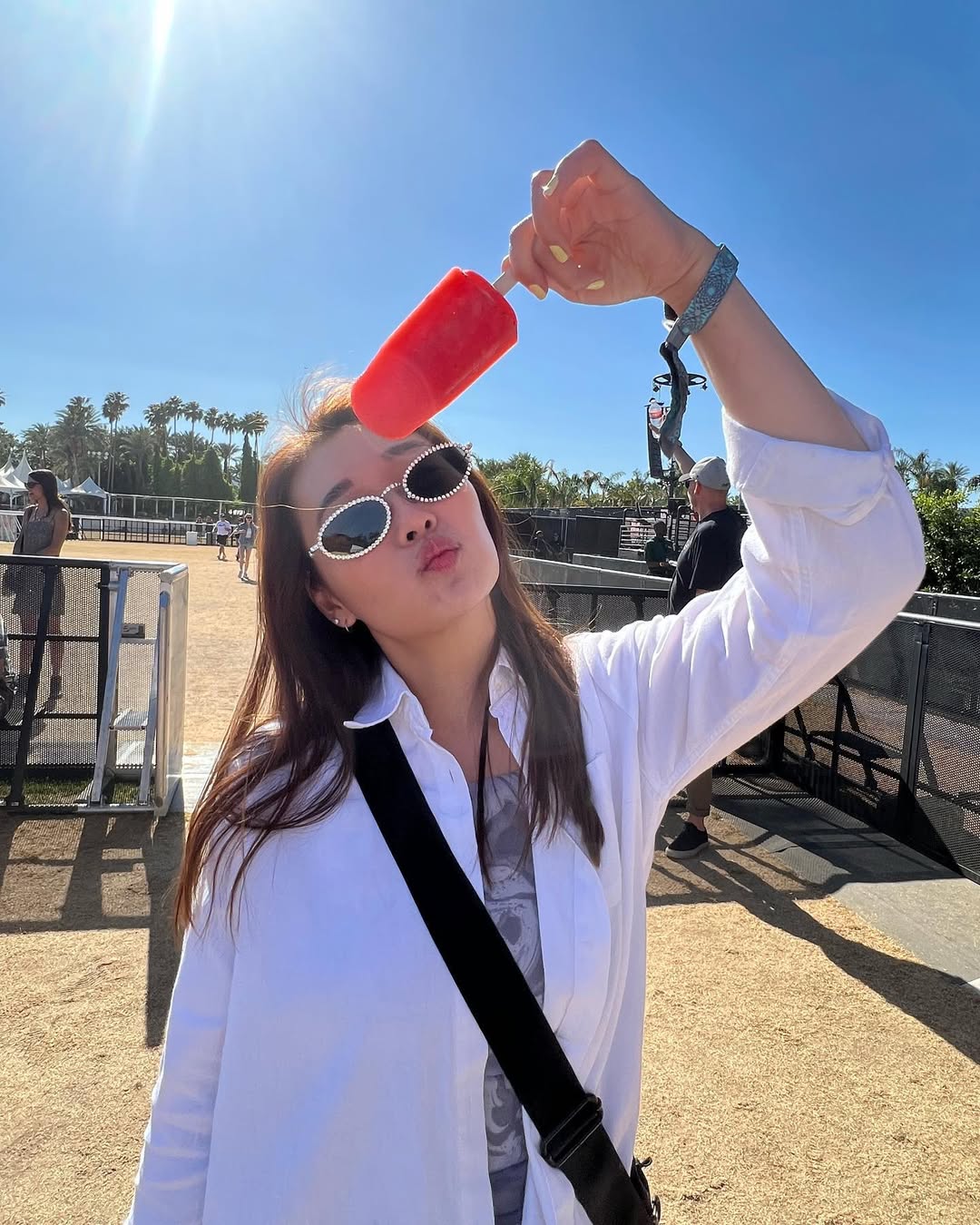 Cô nàng quản lý của Jennie (BLACKPINK): Mê phong cách minimalism, mặc đơn giản nhưng đẹp bền vững- Ảnh 8.