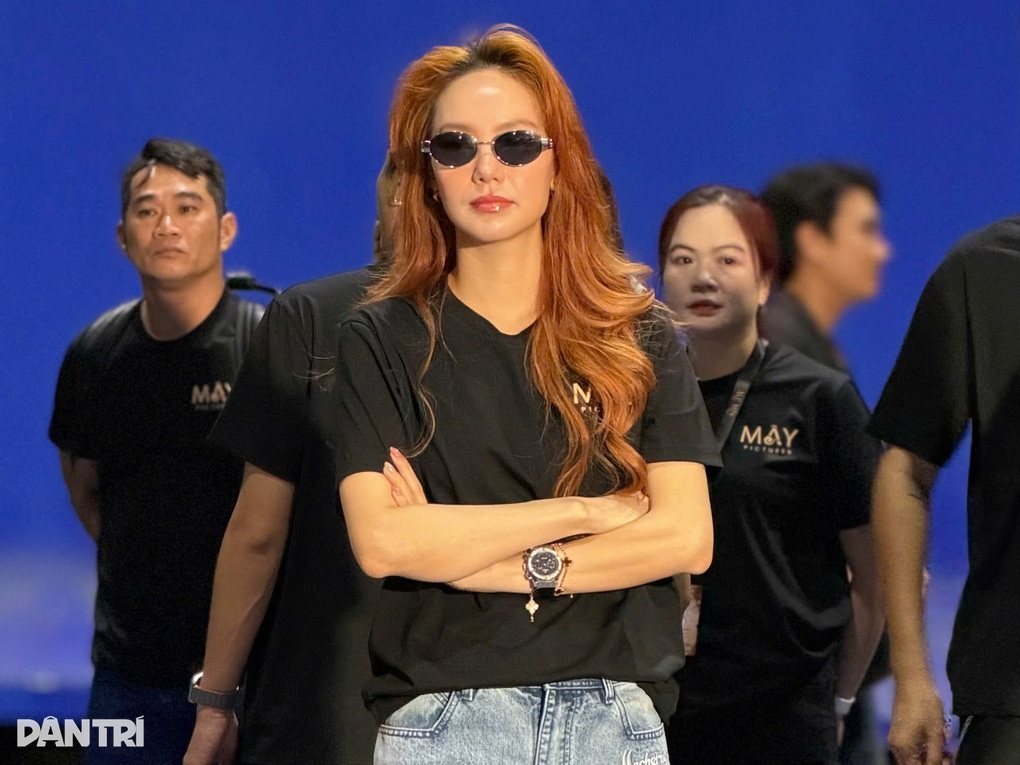 Minh Hằng trở lại điện ảnh sau 3 năm, tương tác cùng Nhật Kim Anh gây chú ý - 1