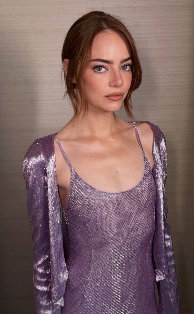 Minh tinh 38 tuổi cứu cả bộ đồ tím toàn tập- Ảnh 4. Minh tinh 38 tuổi cứu cả bộ đồ tím toàn tập- Ảnh 4.