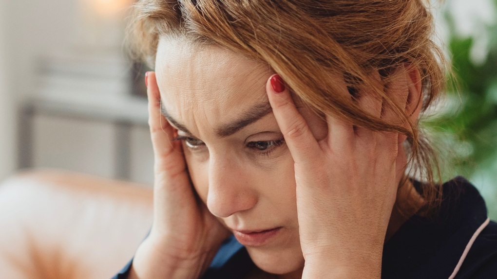 Mỗi người gây căng thẳng cho bạn có thể khiến bạn già đi vài tháng - 1