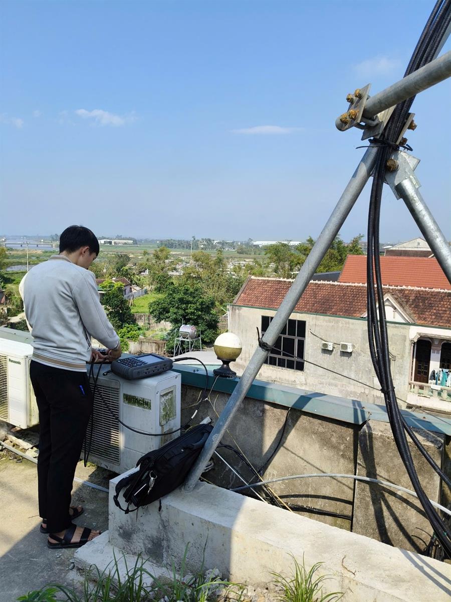 Một khu vực của Việt Nam ghi nhận can nhiễu hệ thống di động bất thường, kết quả tìm ra vật thể lạ- Ảnh 1.