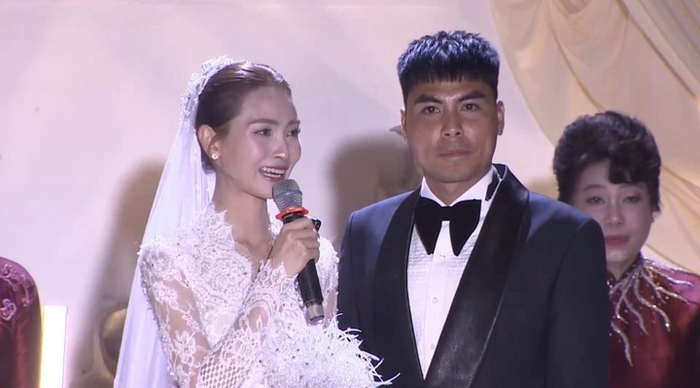 Mù Tạt khóc ở lễ cưới, tiết lộ đến với Đức Huy không lời tỏ tình, hứa hẹn - 1