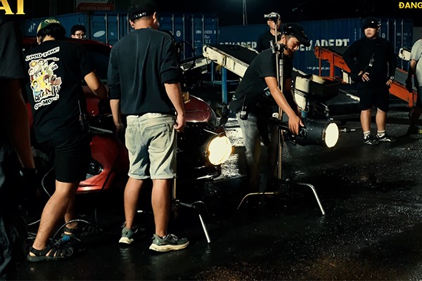 Phân cảnh trong phim "Tài".